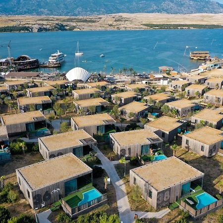 Noa Glamping Resort Novalja Exterior foto